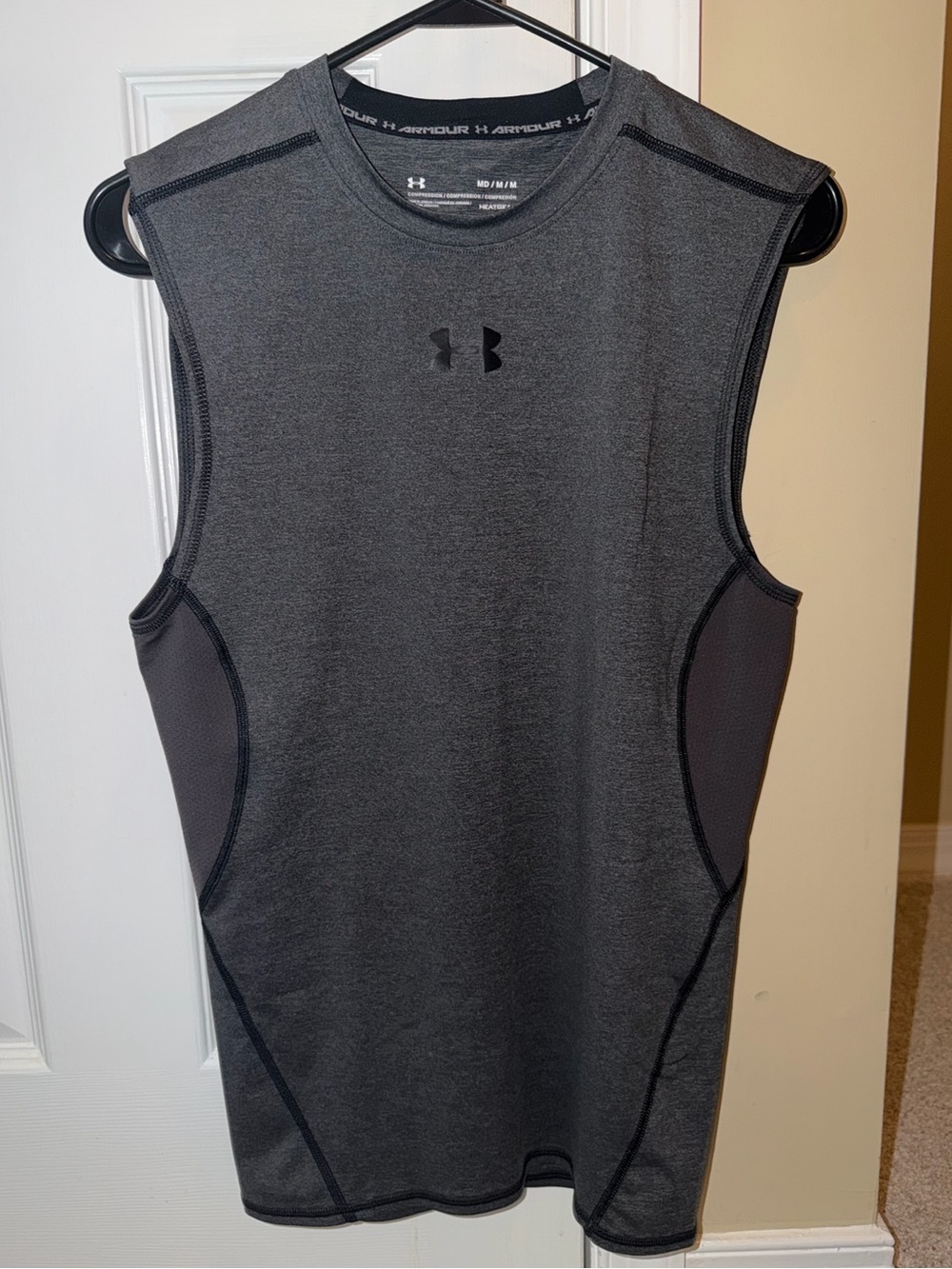 Under Armour Men's Sleeveless Training Tank - Charcoal/Black
